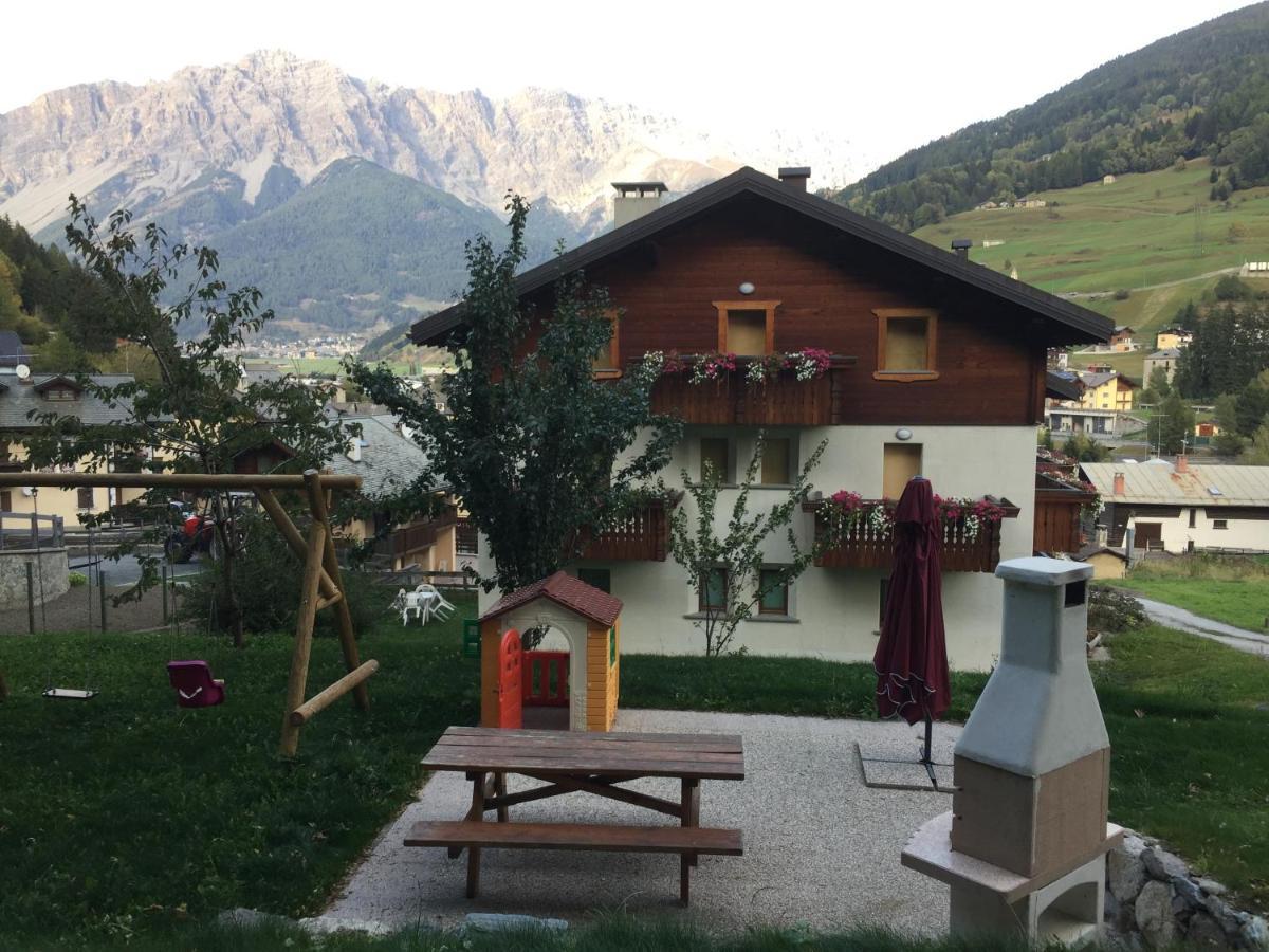 Chalet Del Bosco Valdisotto Eksteriør billede
