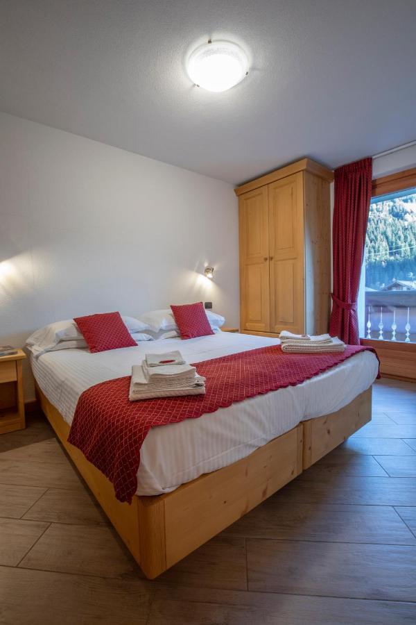 Chalet Del Bosco Valdisotto Eksteriør billede